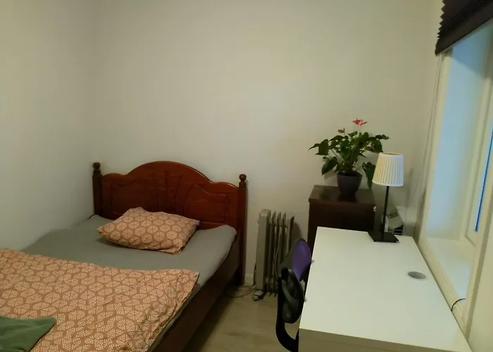 Διαμέρισμα Newly Renovated 2 Bedrooms Apartment - Walking Distance To Everything In Moss *